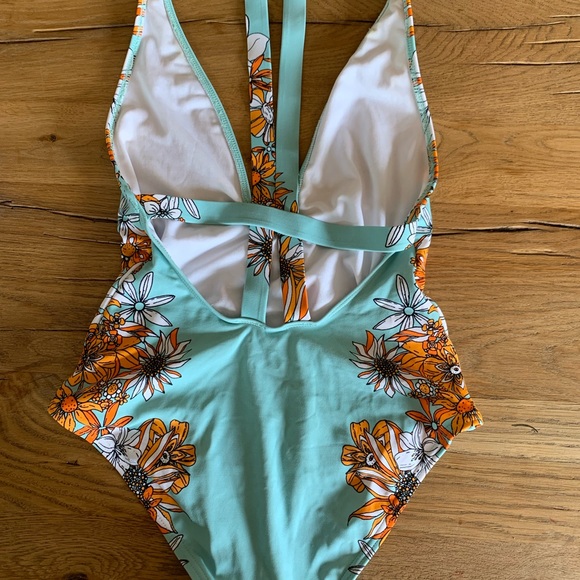 Out from Under beautiful light blue swimsuit. Super flattering. Size small - Picture 2 of 4